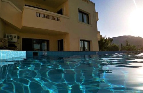 Stalida Apartment | Apartment "Mirela's Suite" with view of the water