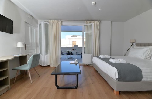 Kypseli Hotel | 1900 Athenian House