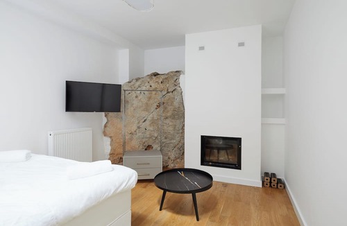 Arachova Hotel | Clock Tower