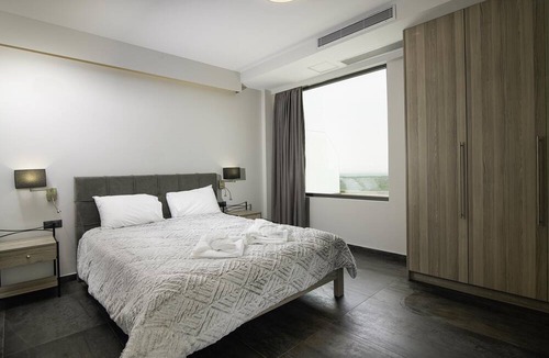 Zakharo House | Serenity Suites Sea View 3