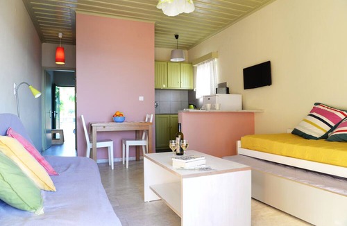 Marathopoli House | Esperides