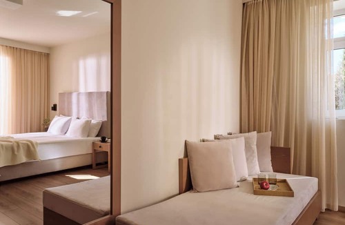 Amarousion Hotel | Civitel Attik Rooms & Suites