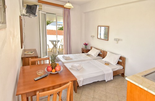Aposelemis Hotel | Kasapakis Hotel & Apartments