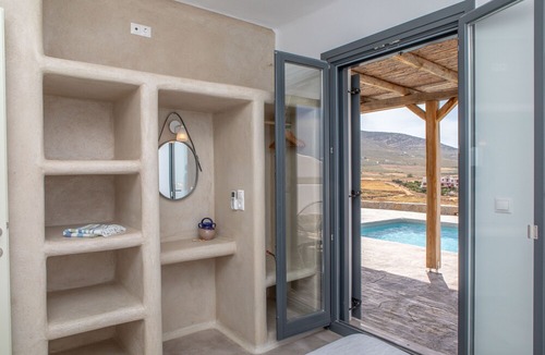 Mikri Vigla Villa | VILLA SEAROCKS NAXOS Mikri Vigla 8 people
