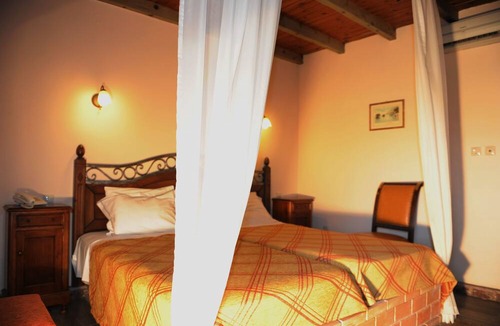 Paleokastritsa Hotel | Fundana Villas