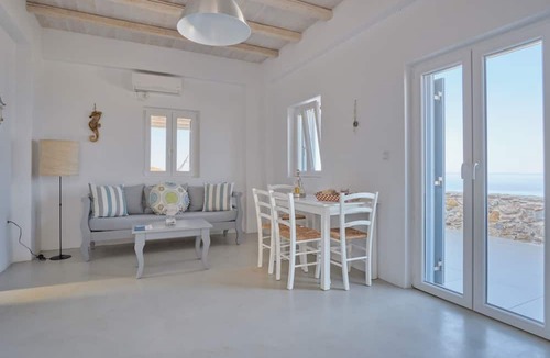 Kithnos House | Cape Suites