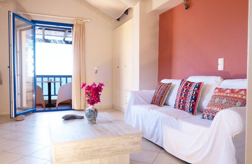 Karlovassi Hotel | Ocea Retreat