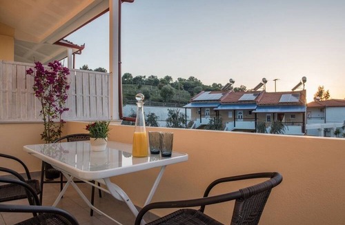 Toroni Hotel | Caretta Village