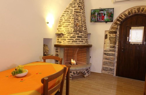 Mesta Hotel | Stoes Traditional Suites