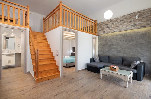 Vlicha House | Vlycha Beach Studios & Apartments