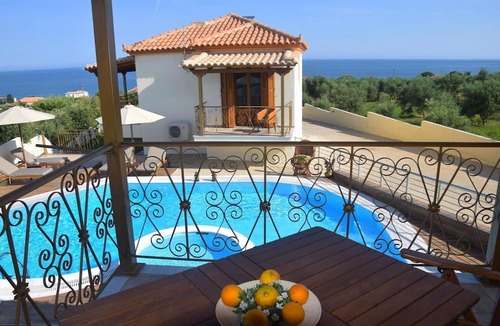 Pylos-Nestoras House | Driopes Villas