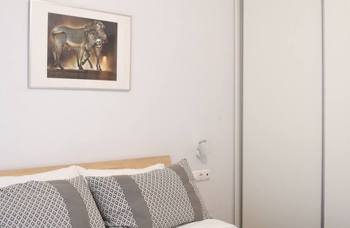 Thessaloniki City Centre Apartment | Heliconia Deluxe Apt Must