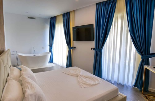Dhermi Hotel | Blue Boutique Hotel