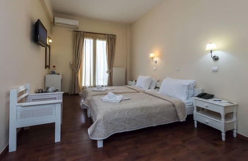 Agios Andreas Hotel | Akroyali Hotel & Villas