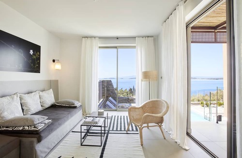 Ouranoupoli Hotel | Eagles Villas - Small Luxury Hotels of The World