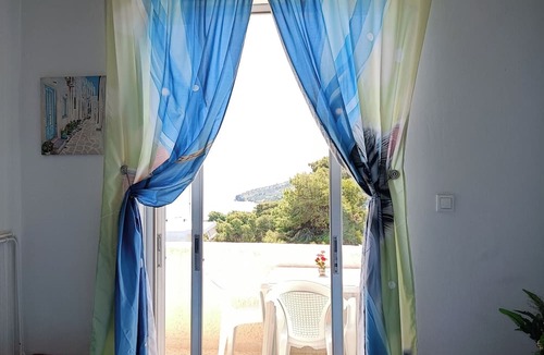 Agia Marina Hotel | Eri Studios