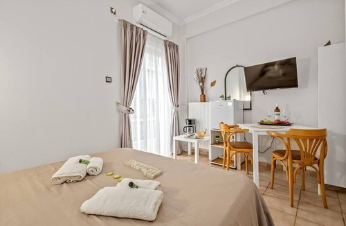 Platia Viktorias Hotel | Salver Stays Athens Hotel