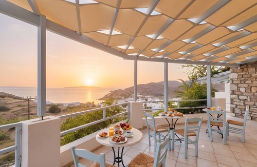 Kini Hotel | Lume D'oro Syros