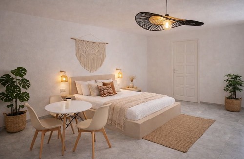 Perissa Hotel | Noème Santorini