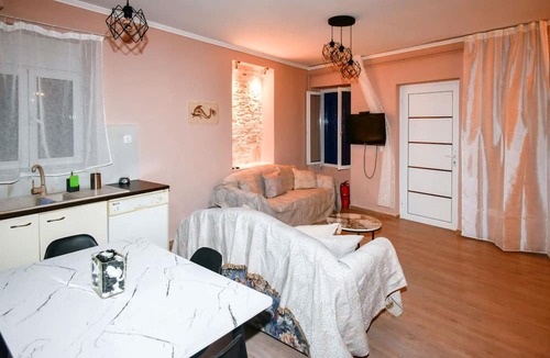 Mitilinii Apartment | Peaceful Getaway in the Heart of Mitilinii Samos