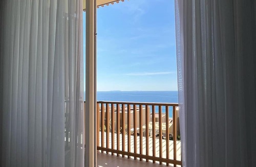 Jala House | Whisky Green Coast Hotel & Apartments