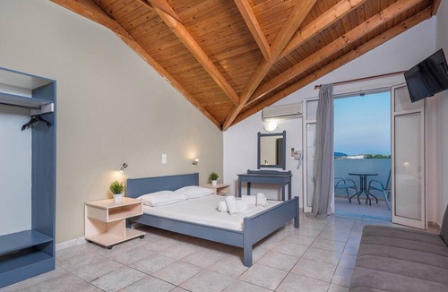 Agrilia Hotel | MAUI HOTEL LAGANAS