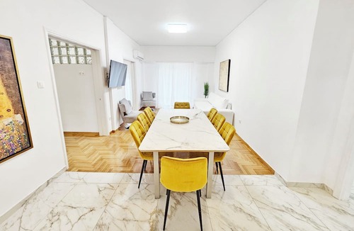 Platia Viktorias Apartment | Athens Belvedere Palace