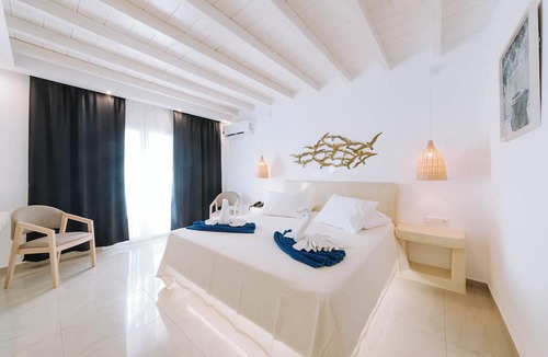 Stelida Hotel | NAXIAN EMERALD HOTEL