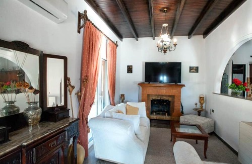 Antipernoi House | Green Yard Retreat - Family Getaway in Sidari Corfu