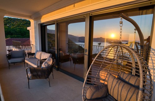 Sveti Stefan Apartment | Magic 3bdr apartment - Sea view