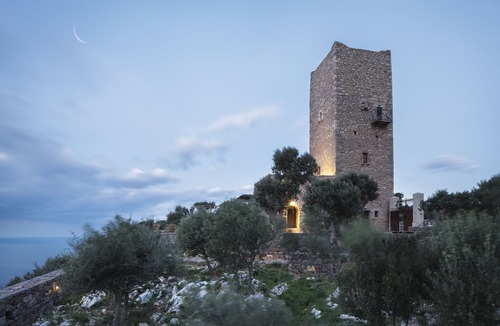 Omales Hotel | Tainaron Blue Retreat