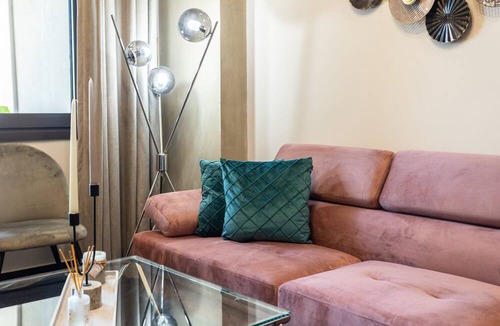Anatolikos Sinikismos Apartment | Ventiri Lofts - Luxury Penthouse w Home Cinema
