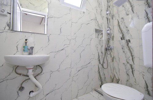 Gjerana Apartment | Studio Room w Balcony 6 min to Beach in Montenegro