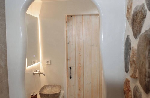 Vivlos House | Art Rustic Countryside Home