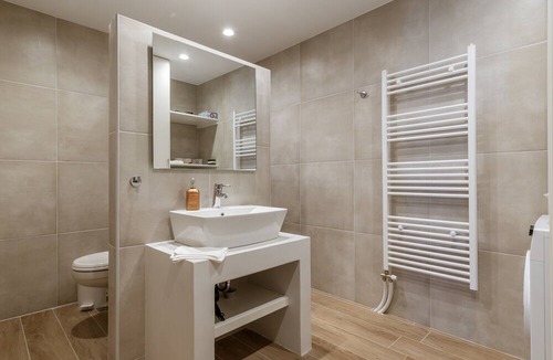 Kato Aprovatou Apartment | Apartment 'Captain's Pounda Suite' with Sea View, Wi-Fi and Air Conditioning