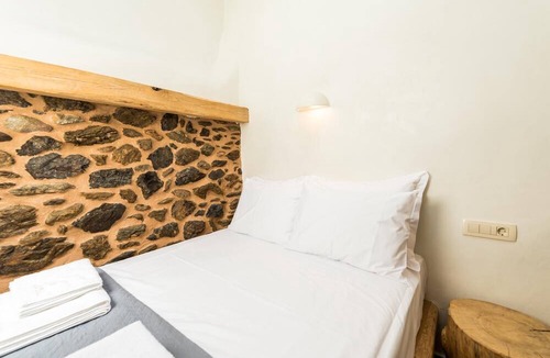 Chamezi Apartment | ~Two ~Traditional Cretan Houses near Richtis Gorge