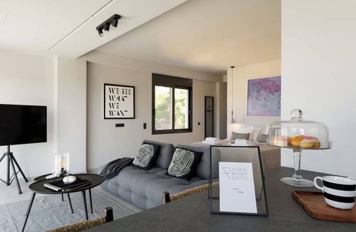 Saronida Hotel | Athens Riviera Suites