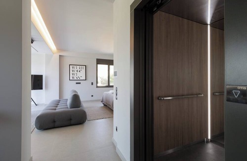 Saronida Hotel | Athens Riviera Suites