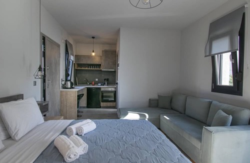 Nea Iraklia Apartment | Theasea Luxury Suites- Bungalow 2