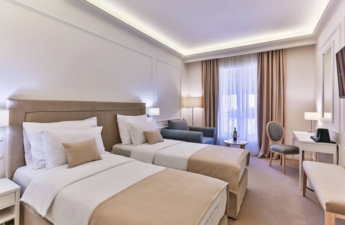 Golubovina Hotel | Hotel Crown