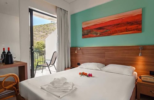 Poros Hotel | HOTEL PAVLOU