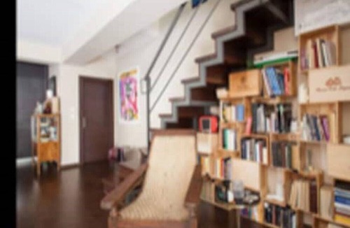 Khalandrion Apartment | Art Collection apartment with garden