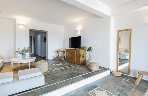 Nea Cryssi Akti Hotel | Anthemion Paros Villas & Suites