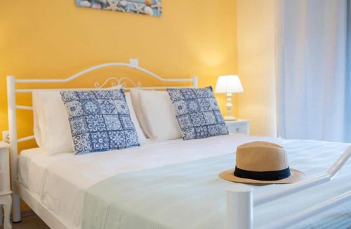 Lefkada Town House | Polyxenis Cozy Maisonette - Lefkada BnB