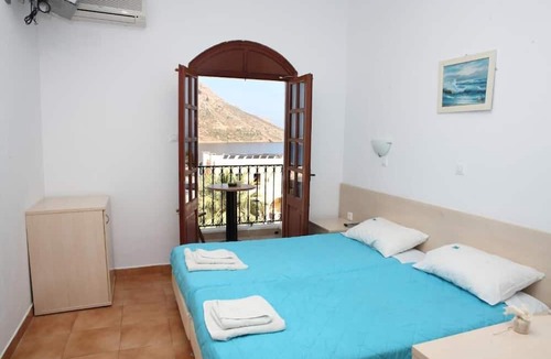 Mirties Bed & Breakfast | Vouros Palace