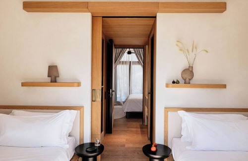 Vari-Voula-Vouliagmeni Hotel | 91 Athens Riviera, The Resort