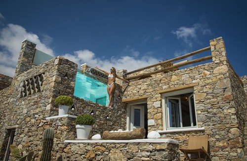Karavostasis House | Onar Suites & Villas