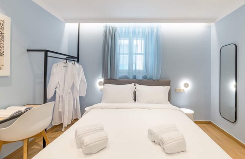 Chios Town House | Giustiniani Apartments