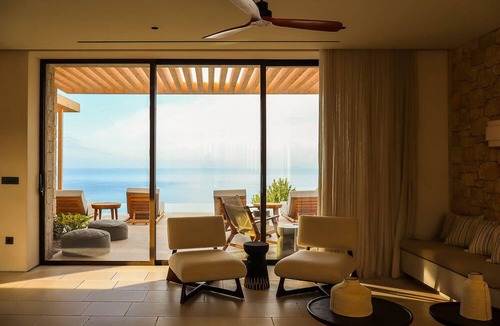 Lefktron Villa | Olive Villas