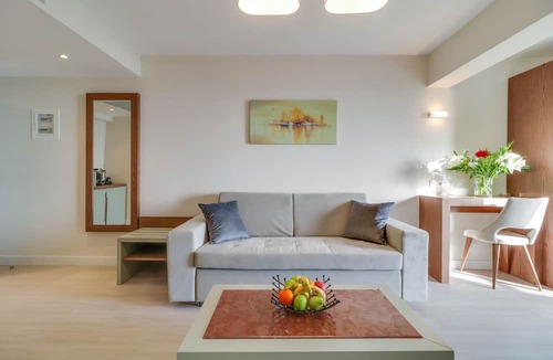 Glyfada Hotel | Palace Hotel Athens Riviera